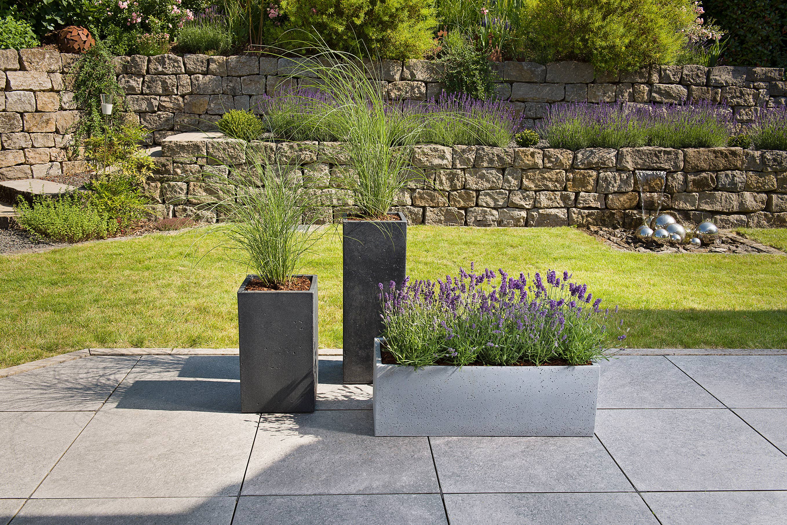 Blumentopf/Pflanzgefäß C-Cube 240 aus Kunststoff