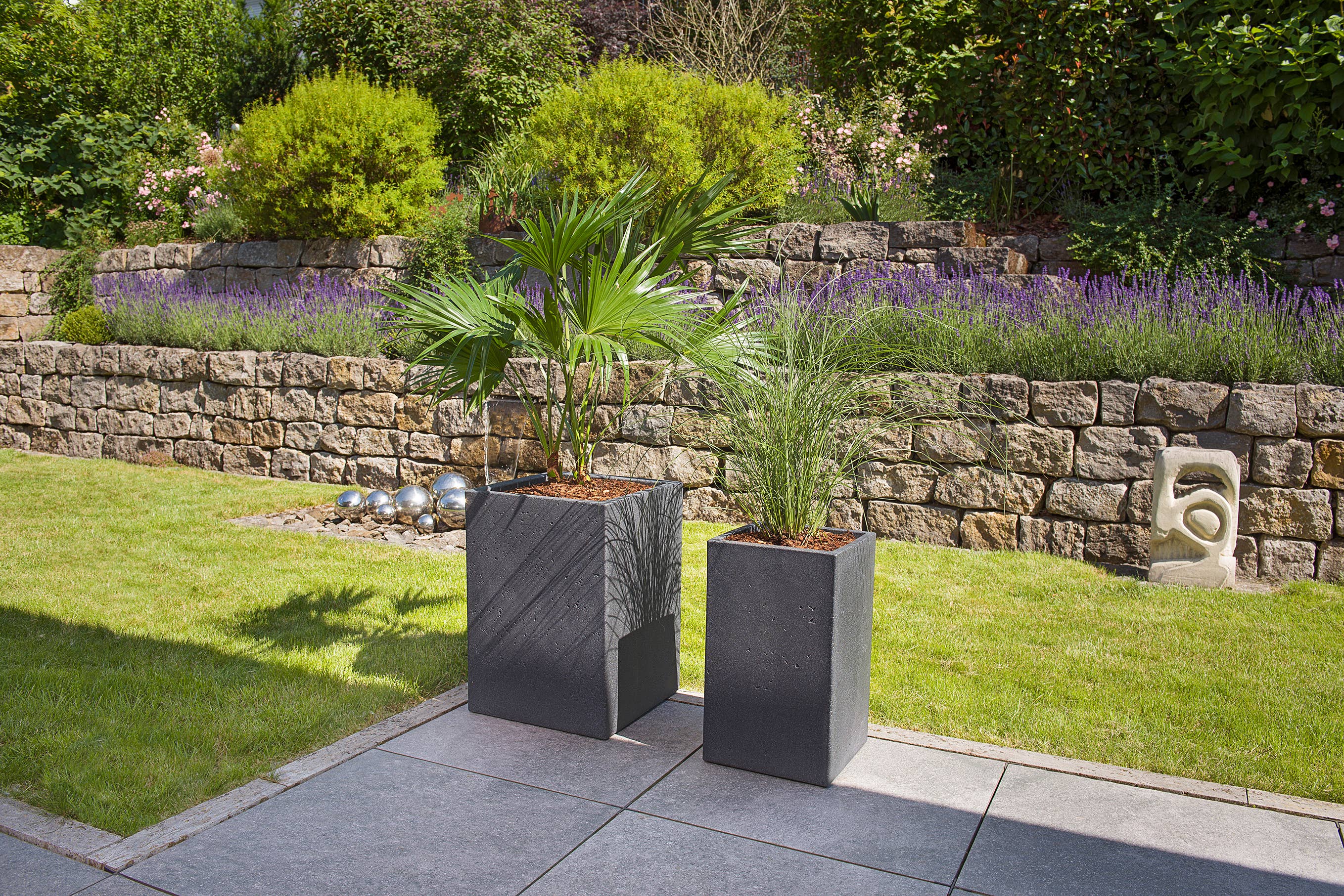 Blumentopf/Pflanzgefäß C-Cube 240 aus Kunststoff